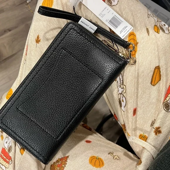 Marc Jacobs Black Textured Leather Clutch - Picture 6 of 6